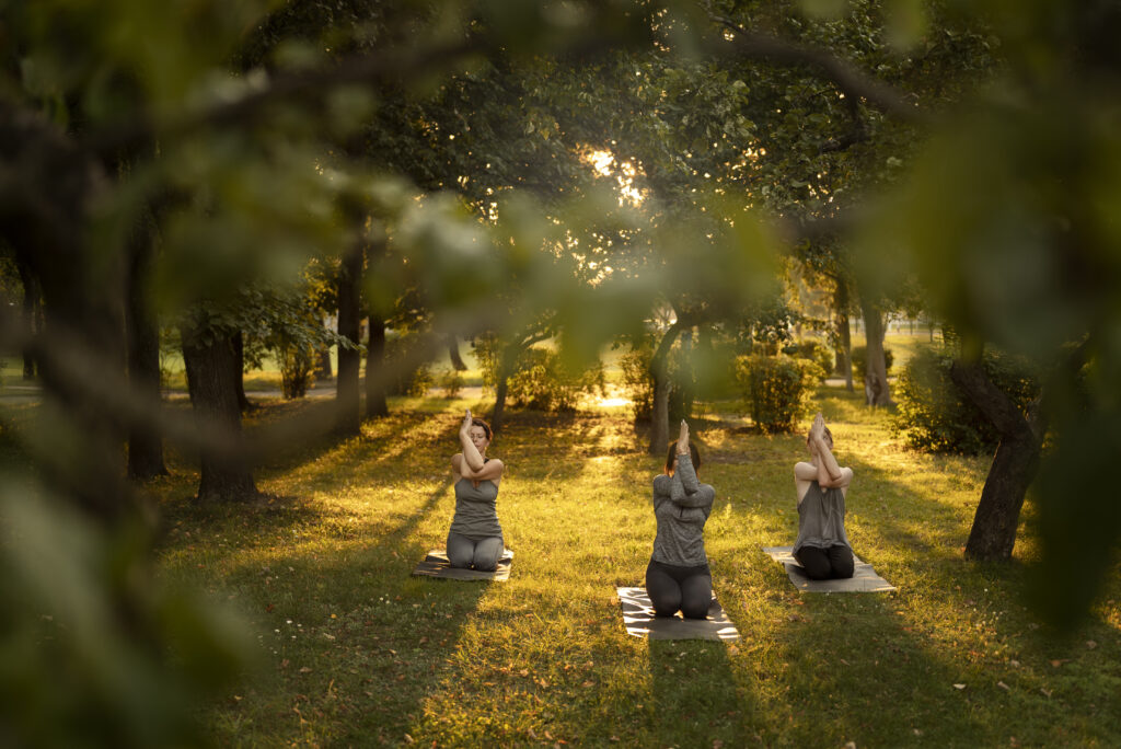 yoga retreat nella natura